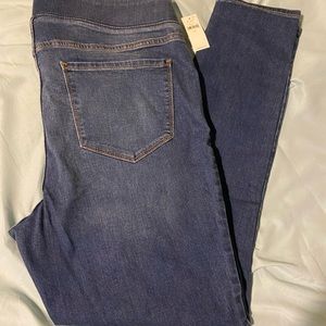 NEW Old Navy Rockstar Super Skinny jeggings, mid-rise, size 16